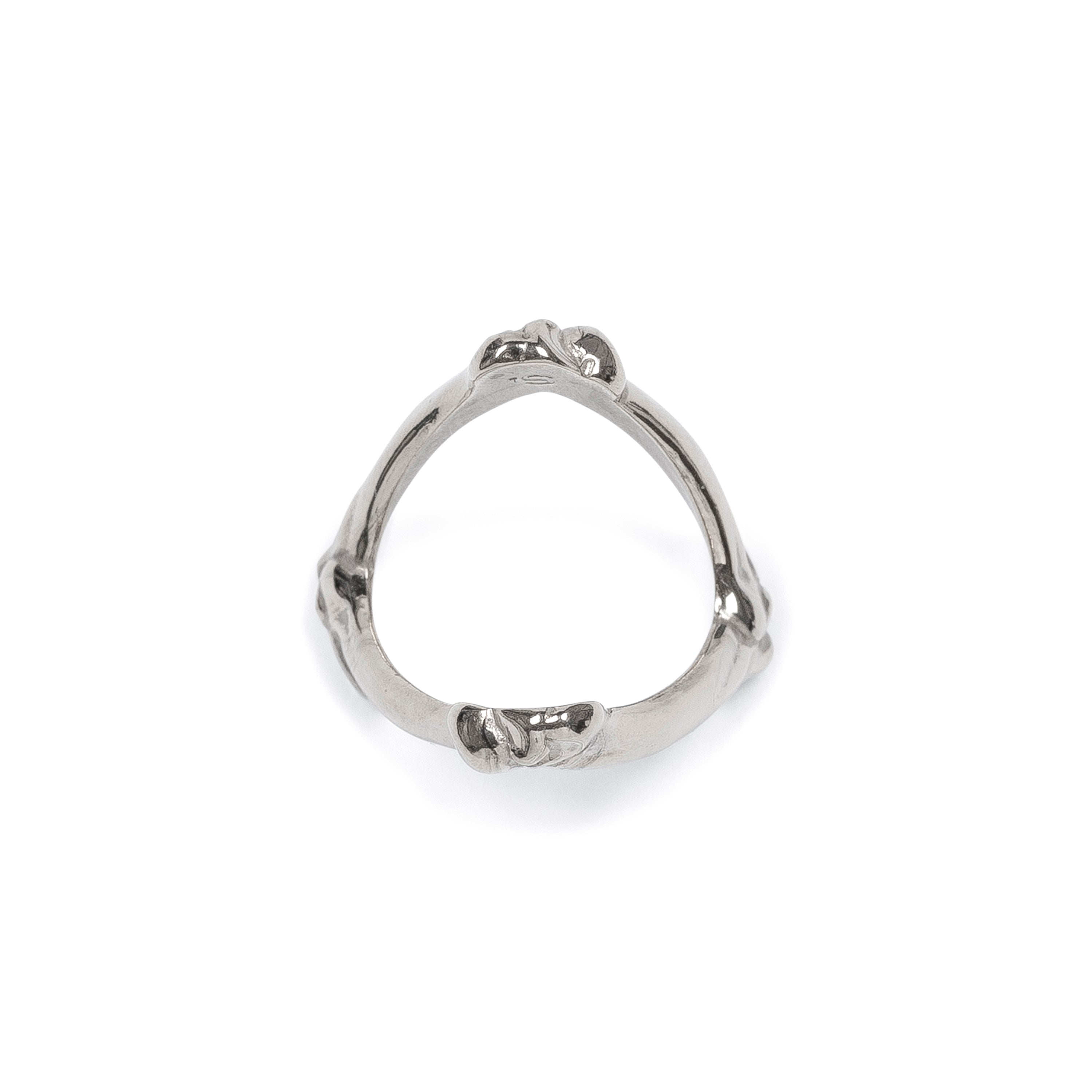 SILVER RING