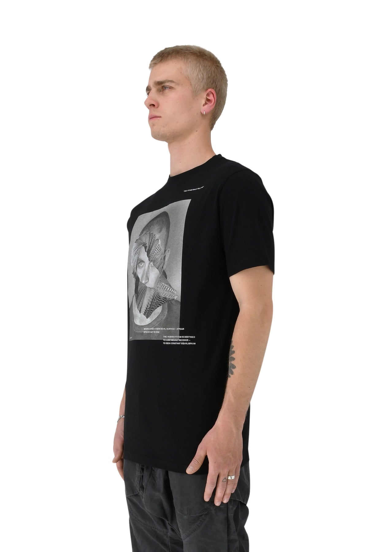 Fu Tee, Black