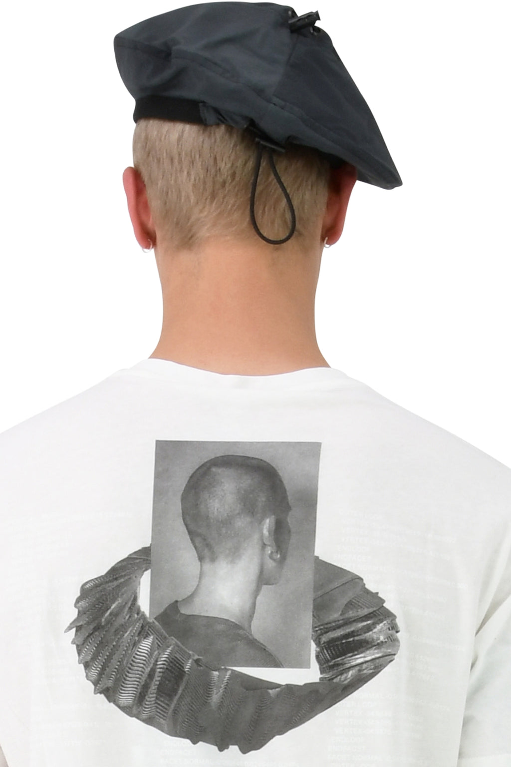 Jorunas Beret Hat, Petrol